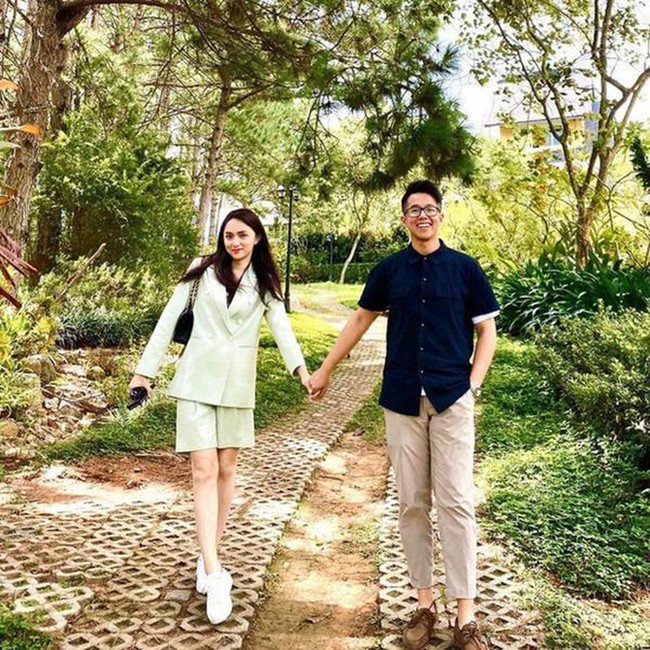 Giữa lùm xùm chuyện tình cảm của Hương Giang - Matt Liu, fan đào bới phát ngôn của Trường Giang việc nghệ sĩ bị soi mói chuyện tình cảm - Ảnh 3. Giữa lùm xùm chuyện tình cảm của Hương Giang - Matt Liu, fan đào bới phát ngôn của Trường Giang việc nghệ sĩ bị soi mói chuyện tình cảm - Ảnh 3.