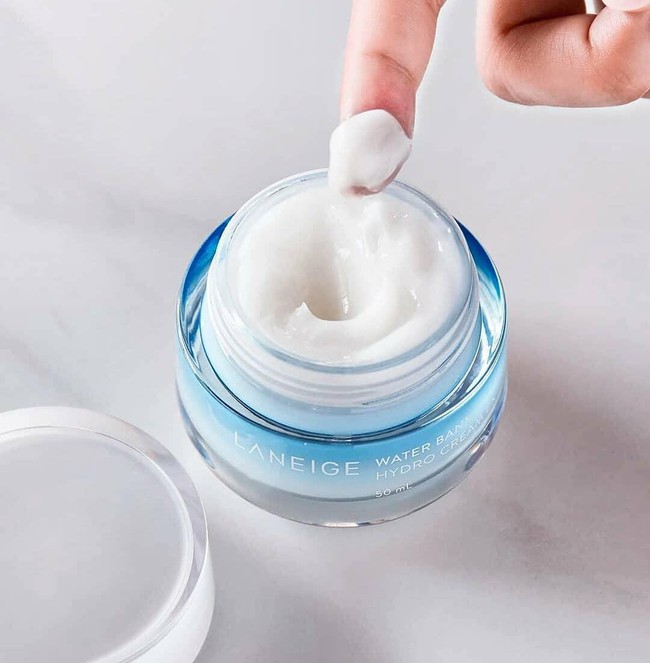 6 lọ kem dưỡng dạng gel bôi lên nhẹ như không, dù đeo khẩu trang cả ngày da vẫn ráo mượt mịn căng - Ảnh 8. 6 lọ kem dưỡng dạng gel bôi lên nhẹ như không, dù đeo khẩu trang cả ngày da vẫn ráo mượt mịn căng - Ảnh 8.