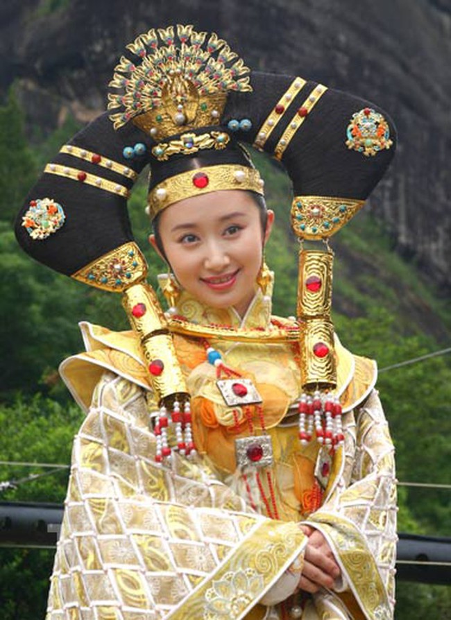 Nguyên mẫu lịch sử của Công chúa Kiến Ninh trong &quot;Lộc Đỉnh Ký&quot;: Là cô ruột của Hoàng đế Khang Hi, mất chồng mất con và bị giam lỏng đến chết  - Ảnh 4.