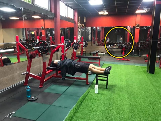 Sự thật về bức ảnh anh chồng ngủ ở phòng gym khiến nhiều người ngã ngửa sau khi chia sẻ - Ảnh 2.