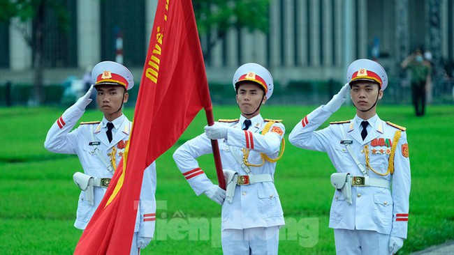 Lễ thượng cờ rủ Quốc tang nguyên Tổng Bí thư Lê Khả Phiêu - Ảnh 15.