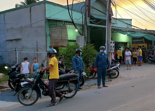 Thương tâm bé gái 12 tuổi chết trong tư thế treo cổ, nghi tự tử vì giận cha mẹ la mắng chơi điện thoại - Ảnh 1.