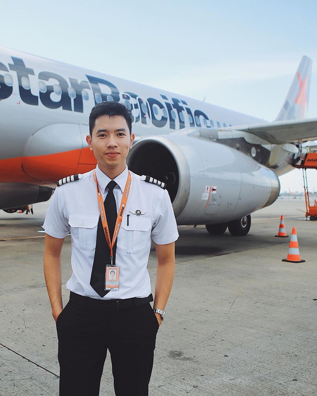 Chàng phi công trẻ nhất Việt Nam khoe bảng lương tiền tỷ khiến dân mạng há hốc nhưng bất ngờ thay khi đó chỉ là...&quot;công ty chuyển nhầm lương&quot; - Ảnh 3.