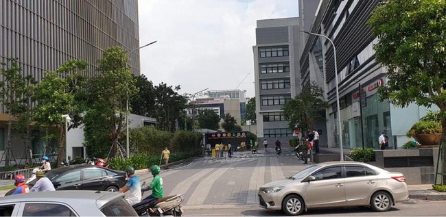 Danh tính đôi nam nữ rơi từ tầng cao chung cư cao cấp ở Hà Nội xuống đất tử vong để lại giấy xin hiến tạng - Ảnh 1. Danh tính đôi nam nữ rơi từ tầng cao chung cư cao cấp ở Hà Nội xuống đất tử vong để lại giấy xin hiến tạng - Ảnh 1.