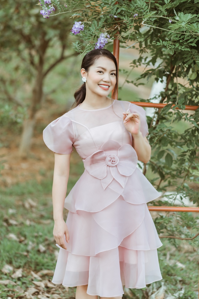 Nguyễn Ngọc Anh chính thức công khai bố của con gái nhỏ MiA trong MV mới - Ảnh 3.