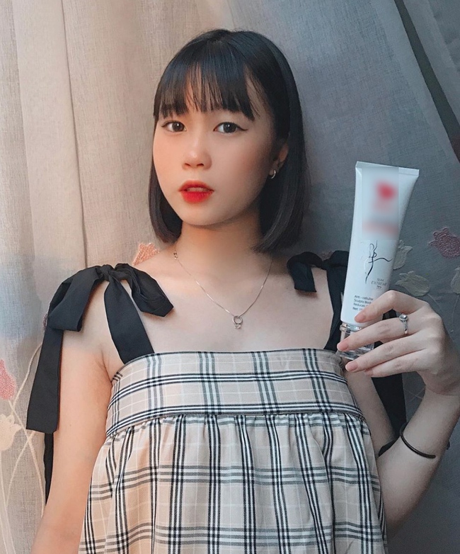 Bất ngờ với loạt ảnh lúc bầu bí của hot mom Chi Bé: Xinh đẹp, thon thả suốt thai kỳ và giấu bụng bầu cực siêu - Ảnh 11. Bất ngờ với loạt ảnh lúc bầu bí của hot mom Chi Bé: Xinh đẹp, thon thả suốt thai kỳ và giấu bụng bầu cực siêu - Ảnh 11.