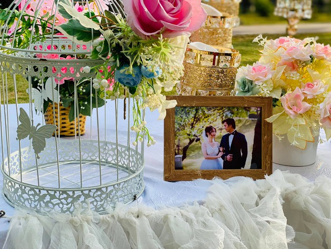 Diễm My ngầm xác nhận đám cưới với Nhan Phúc Vinh trong "Tình yêu và tham vọng" là thật, tiệc cưới của chủ tịch đầu tư siêu hoành tráng! - Ảnh 4. Diễm My ngầm xác nhận đám cưới với Nhan Phúc Vinh trong "Tình yêu và tham vọng" là thật, tiệc cưới của chủ tịch đầu tư siêu hoành tráng! - Ảnh 4.