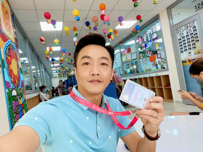 Tất bật với chuyện chăm con gái, Cường Đô La cũng không quên làm nhiệm vụ quan trọng này cho con trai - Ảnh 1.