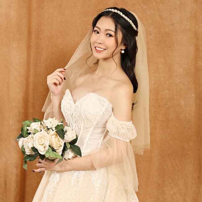 Hot mom Chi Bé lần đầu lên tiếng sau khi công khai làm mẹ ở tuổi 18, còn có hành động bất ngờ này - Ảnh 3. Hot mom Chi Bé lần đầu lên tiếng sau khi công khai làm mẹ ở tuổi 18, còn có hành động bất ngờ này - Ảnh 3.