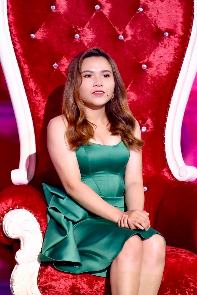 Mẹ đơn thân được chàng trai 24 tuổi cầu hôn ở show mai mối của Xuân Bắc - H'Hen Niê - Ảnh 4. Mẹ đơn thân được chàng trai 24 tuổi cầu hôn ở show mai mối của Xuân Bắc - H'Hen Niê - Ảnh 4.