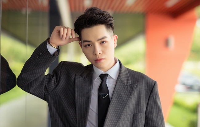 Gió mùa về là Đức Phúc trở lại, tiếp tục là 1 bản Ballad buồn thấu tim - Ảnh 2. Gió mùa về là Đức Phúc trở lại, tiếp tục là 1 bản Ballad buồn thấu tim - Ảnh 2.