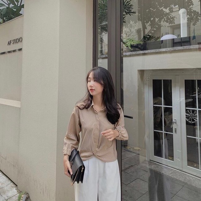 Sơ mi màu nâu chuẩn mùa Thu: Mỗi sắc độ lại hợp từng tông da, nhưng tựu chung đều giúp người mặc nhìn sang hết nấc - Ảnh 9. Sơ mi màu nâu chuẩn mùa Thu: Mỗi sắc độ lại hợp từng tông da, nhưng tựu chung đều giúp người mặc nhìn sang hết nấc - Ảnh 9.