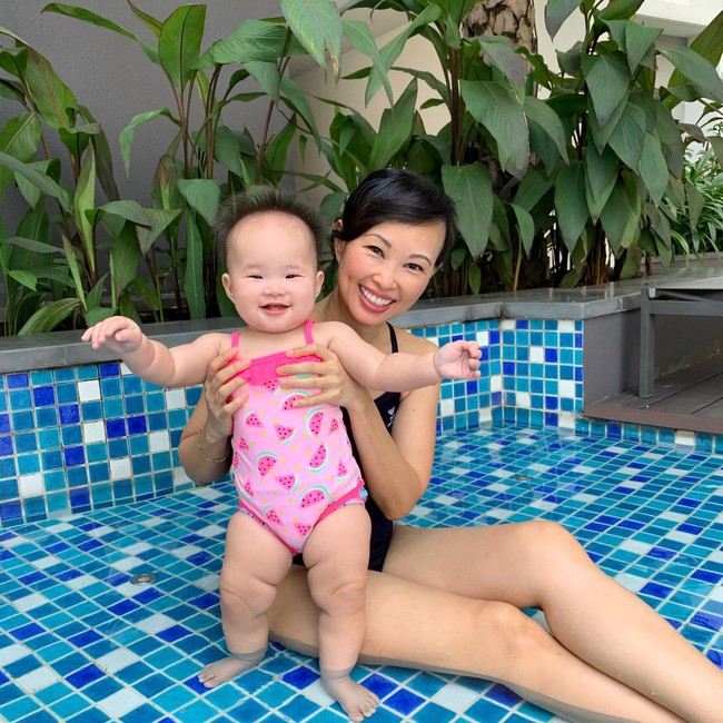 Con gái thứ hai của Shark Linh đốn tim dân mạng vì càng lớn càng ngộ nghĩnh, nhìn đôi mắt là đủ biết sẽ thông minh giống ai rồi - Ảnh 1. Con gái thứ hai của Shark Linh đốn tim dân mạng vì càng lớn càng ngộ nghĩnh, nhìn đôi mắt là đủ biết sẽ thông minh giống ai rồi - Ảnh 1.