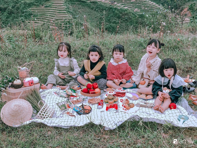 Bộ ảnh &quot;nhà có 5 nàng tiên&quot; rủ nhau lên Mù Cang Chải đẹp như tranh khiến người lớn cũng phải mê mệt - Ảnh 11.