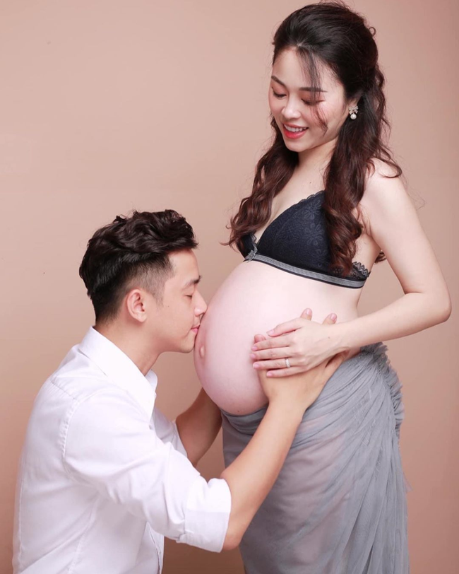 Đến hẹn lại lên, 3 năm Hằng Túi tặng chồng 3 tấm ảnh y hệt, lục lại ảnh cũ càng nhận ra điều đặc biệt