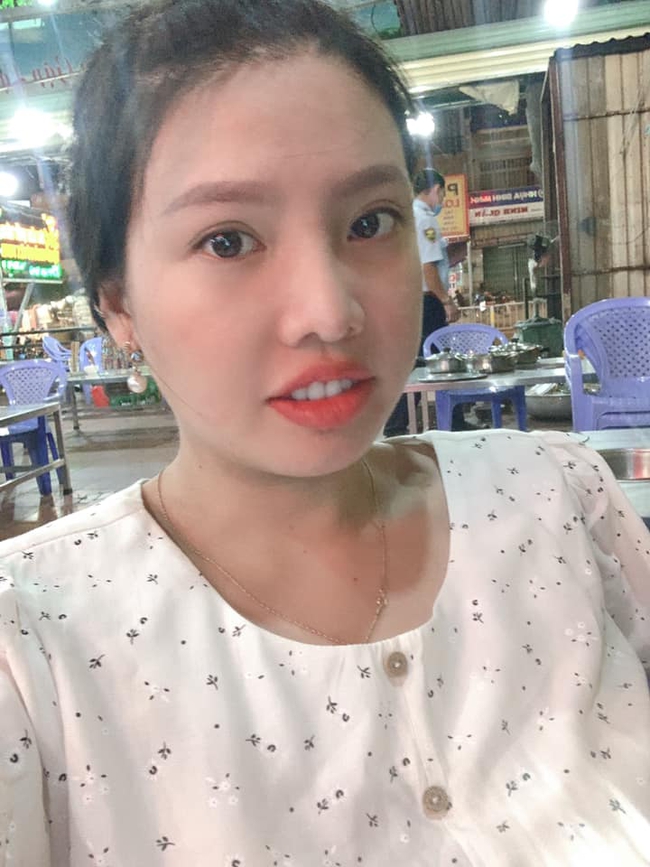 Hậu đám cưới với chú rể đại gia giấu mặt, Phượng "Thị Nở" khoe đã có thai được 3 tháng, hé lộ giới tính em bé - Ảnh 5. Hậu đám cưới với chú rể đại gia giấu mặt, Phượng "Thị Nở" khoe đã có thai được 3 tháng, hé lộ giới tính em bé - Ảnh 5.