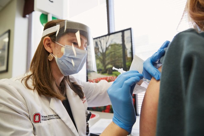 Hai biến thể hoàn toàn mới của virus SARS-CoV-2 được phát hiện ở Mỹ - Ảnh 3. Hai biến thể hoàn toàn mới của virus SARS-CoV-2 được phát hiện ở Mỹ - Ảnh 3.