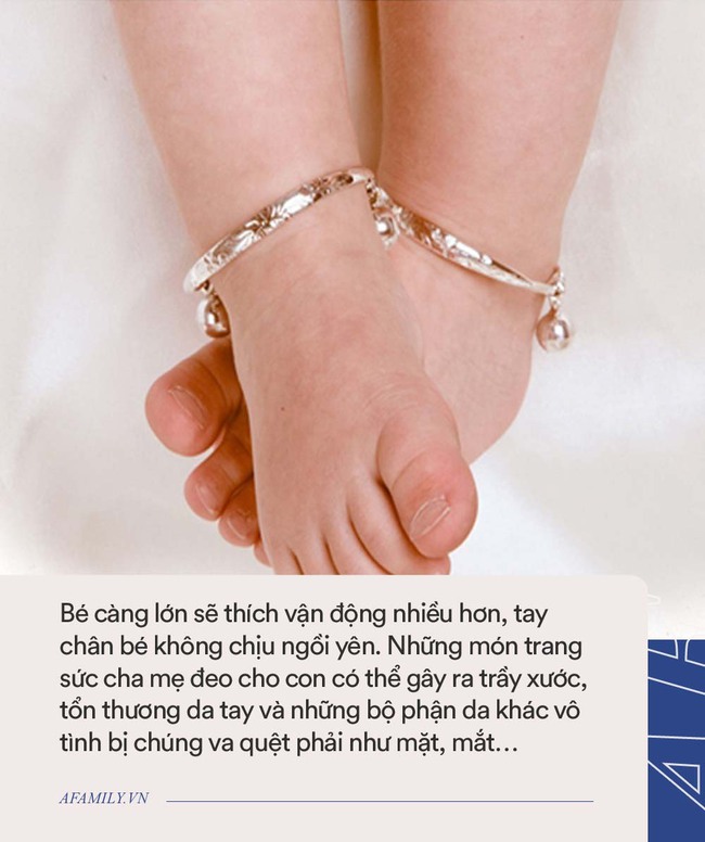 Mẹ đưa con yêu đi chụp ảnh đầy tháng, vừa nhìn tay em bé mà nhiếp ảnh gia không khỏi choáng váng - Ảnh 6. Mẹ đưa con yêu đi chụp ảnh đầy tháng, vừa nhìn tay em bé mà nhiếp ảnh gia không khỏi choáng váng - Ảnh 6.