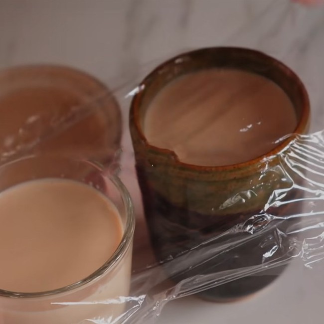 Mách chị em cách làm thạch pudding từ trà túi lọc thơm ngon, không béo: Ăn đến đâu sướng đến đấy, cơn vật đồ ngọt bị đá bay trong chớp mắt! - Ảnh 4.