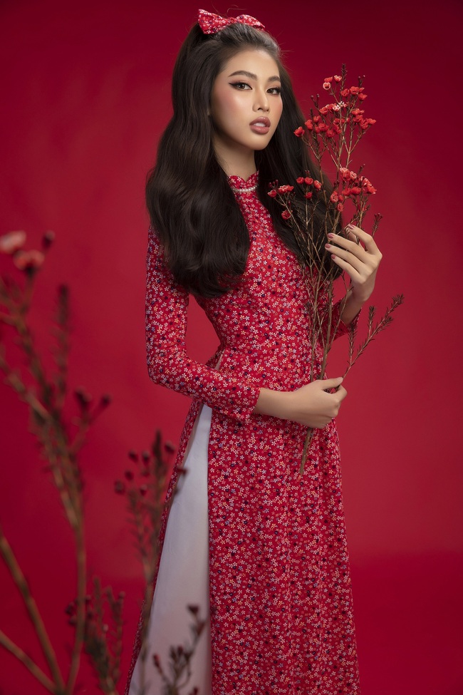 Hoa hậu Đỗ Thị Hà khoe thần thái sắc lạnh đầy khác lạ trong bộ ảnh áo dài cùng 2 Á hậu - Ảnh 5.