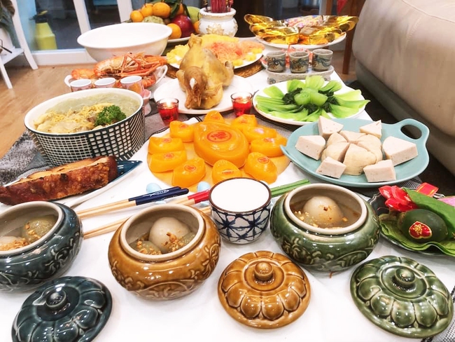 Mới qua ngày Rằm tháng Chạp mà chị em nô nức khoe ảnh cỗ cúng dịp Tết khiến dân tình không khỏi "lác mắt" trầm trồ: Khéo léo hết phần thiên hạ! - Ảnh 1.