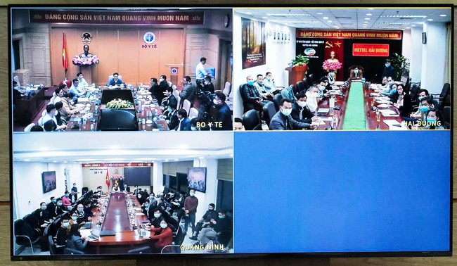 cuộc họp khẩn trực tuyến giữa Thường trực Ban chỉ đạo quốc gia phòng, chống dịch COVID-19 với Hải Dương và Quảng Ninh.