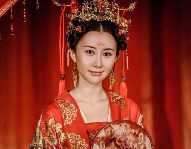 Chuyện về vị Hoàng hậu đoản mệnh nhất lịch sử Trung Hoa: Được Hoàng đế nhất mực yêu thương nhưng chỉ làm mẫu nghi thiên hạ nửa ngày thì qua đời - Ảnh 1.