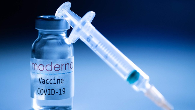 WHO khuyến cáo nhóm đối tượng không nên tiêm vaccine của Moderna - Ảnh 1.