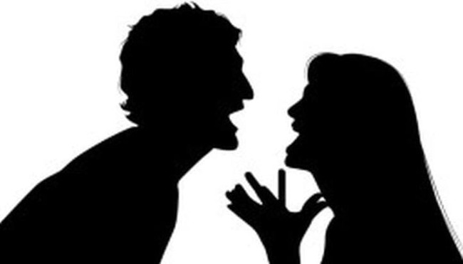Hệ lụy khi vợ đang mang bầu chồng đi tay vịn - Ảnh 3.