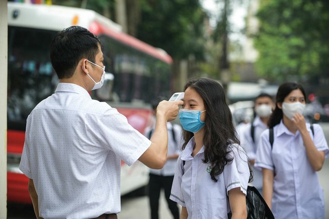 Th&aacute;i B&igrave;nh tạm dừng dạy một số m&ocirc;n học v&igrave; Covid-19 - Ảnh 1.