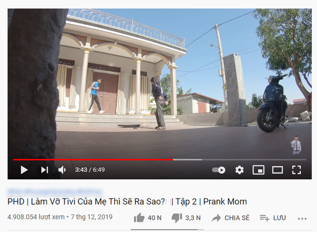 Lại thêm một kênh Youtube cho trẻ chứa nhiều nội dung nhảm nhí: Thử thách đập vỡ TV của mẹ, phá nhà cửa chỉ để cho vui - Ảnh 3. Lại thêm một kênh Youtube cho trẻ chứa nhiều nội dung nhảm nhí: Thử thách đập vỡ TV của mẹ, phá nhà cửa chỉ để cho vui - Ảnh 3.