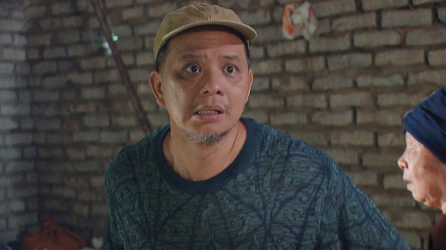 Hương vị tình thân: Long tuyên bố đã biết Thy đứng sau vụ án vòng vàng, Chiến "chó" định trở về thì lại gặp biến cố? - Ảnh 4. Hương vị tình thân: Long tuyên bố đã biết Thy đứng sau vụ án vòng vàng, Chiến "chó" định trở về thì lại gặp biến cố? - Ảnh 4.