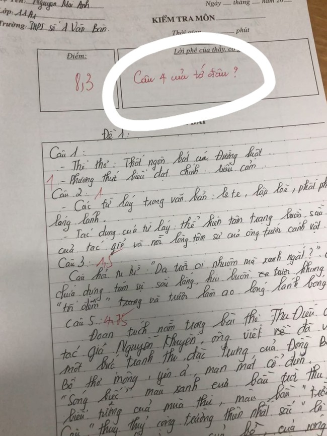 Học sinh làm bài thiếu mất 1 câu, cô giáo nhận xét 5 từ khiến dân tình &quot;sốt xình xịch&quot;: Cô đáng yêu quá vậy trời - Ảnh 1.