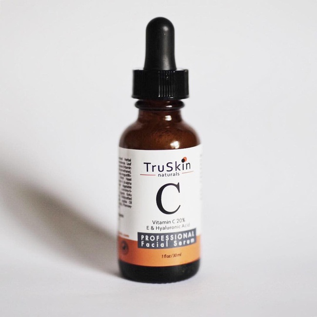 Có giá chưa đến 500K, chai serum vitamin C này có gì mà nhận về hơn 57.000 đánh giá 5 sao trên Amazon? - Ảnh 2. Có giá chưa đến 500K, chai serum vitamin C này có gì mà nhận về hơn 57.000 đánh giá 5 sao trên Amazon? - Ảnh 2.