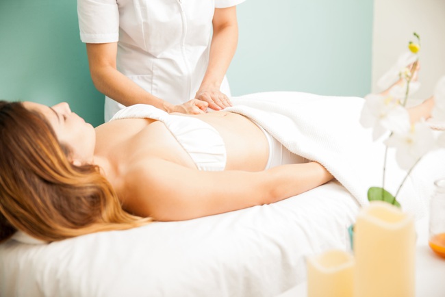 Massage dẫn lưu bạch huyết là gì? Phương pháp này liệu có đem lại hiệu quả như lời đồn - Ảnh 2. Massage dẫn lưu bạch huyết là gì? Phương pháp này liệu có đem lại hiệu quả như lời đồn - Ảnh 2.