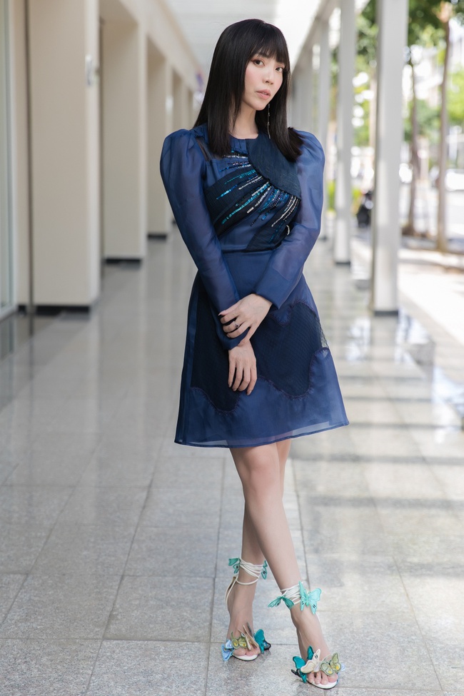 Thu Trang nhận giải &quot;Nữ nghệ sĩ Quốc tế xuất sắc nhất&quot; ở World Star Awards  - Ảnh 4.