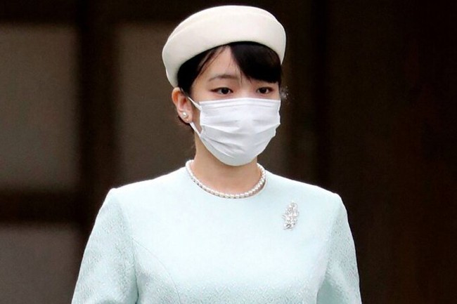 Công chúa Nhật Bản có nguy cơ hoãn lại đám cưới vì sự cố bất ngờ xảy đến với gia đình cùng những &quot;điềm báo&quot; xấu - Ảnh 2.