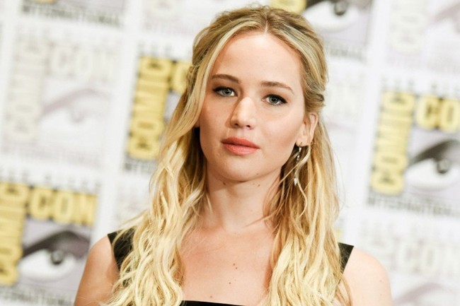 Jennifer Lawrence đi mài da 1 lần/tháng ở tuổi 31 để &quot;thay mới&quot; làn da, gìn giữ nhan sắc - Ảnh 5.