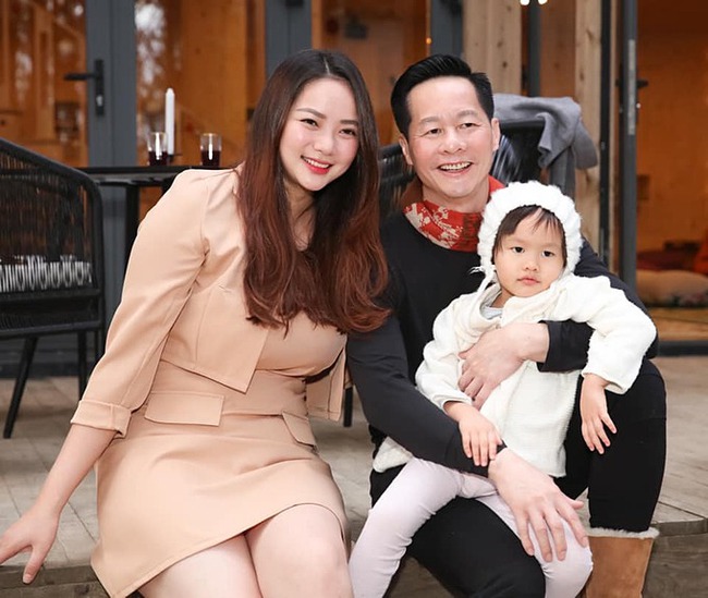 Con gái Phan Như Thảo mới 4 tuổi mà sở hữu cặp chân &quot;cực phẩm&quot; khiến ai cũng xuýt xoa - Ảnh 4.