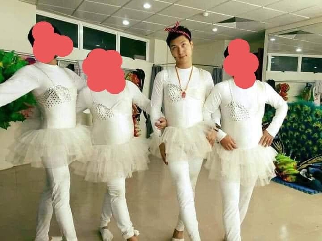 Sự thật vừa h&agrave;i hước vừa x&uacute;c động ph&iacute;a sau bức ảnh Mạnh Trường mặc v&aacute;y thi&ecirc;n nga m&uacute;a ballet g&acirc;y x&ocirc;n xao - Ảnh 1.