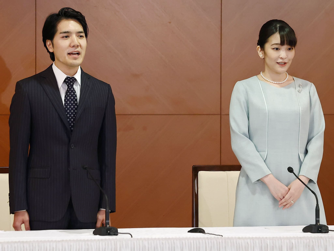 Chồng Công chúa Nhật không có tên trong danh sách lấy bằng luật sư và tiết lộ lý do chua chát không tổ chức hôn lễ ở khách sạn  - Ảnh 2.