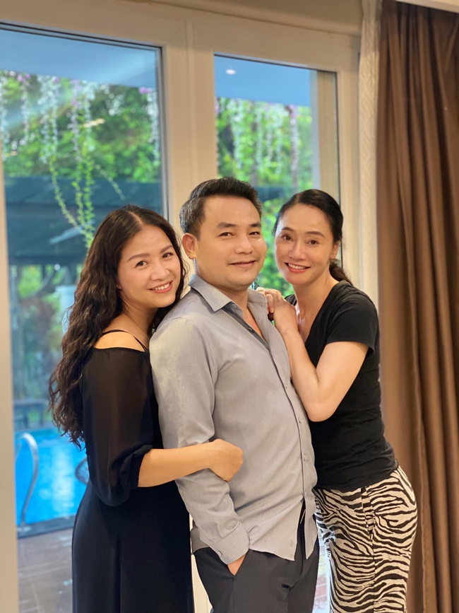 Hương vị tình thân: Bố Khang kể sự thật phía sau cảnh mưa, bà Sa vô tình để lộ tình tiết chưa lên sóng của mẹ con Thy - Ảnh 2. Hương vị tình thân: Bố Khang kể sự thật phía sau cảnh mưa, bà Sa vô tình để lộ tình tiết chưa lên sóng của mẹ con Thy - Ảnh 2.