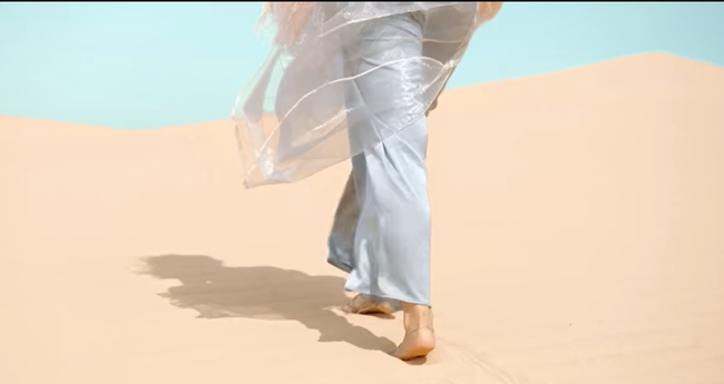Cậu út nhà Biti's kể về một chi tiết trong MV mới ra khiến nhiều người nhớ lại một phần tuổi thơ - Ảnh 4. Cậu út nhà Biti's kể về một chi tiết trong MV mới ra khiến nhiều người nhớ lại một phần tuổi thơ - Ảnh 4.