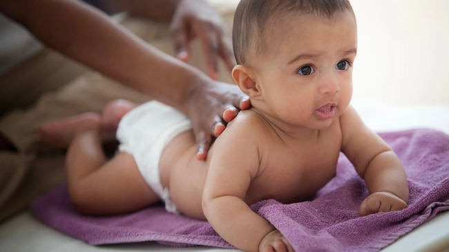 Phương pháp Mát-xa cho trẻ sơ sinh ở Ấn Độ hiện nay được các nhà khoa học khám phá ra tiềm năng cứu sống của nó - Ảnh 1.