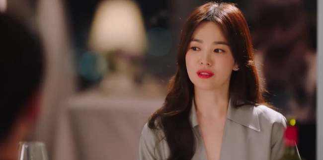 Now, We Are Breaking Up tập 1: Song Hye Kyo đánh ghen giúp bạn thân, bắt ngay tiểu tam trên giường - Ảnh 5.
