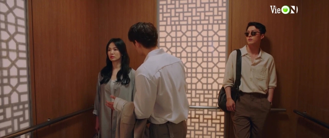 Now, We Are Breaking Up tập 1: Song Hye Kyo tình một đêm với trai trẻ, cảnh nóng tràn ngập màn hình - Ảnh 3.