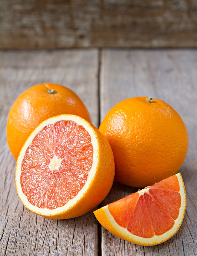 Tôi cho con ăn cam và uống thêm nước cam mỗi ngày để tăng cường sức đề kháng cho mùa dịch, như vậy liệu có tốt hay không? - Ảnh 2.