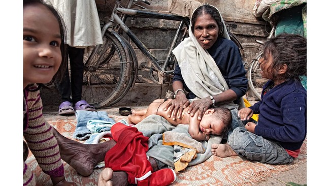 Phương pháp Mát-xa cho trẻ sơ sinh ở Ấn Độ hiện nay được các nhà khoa học khám phá ra tiềm năng cứu sống của nó - Ảnh 3.