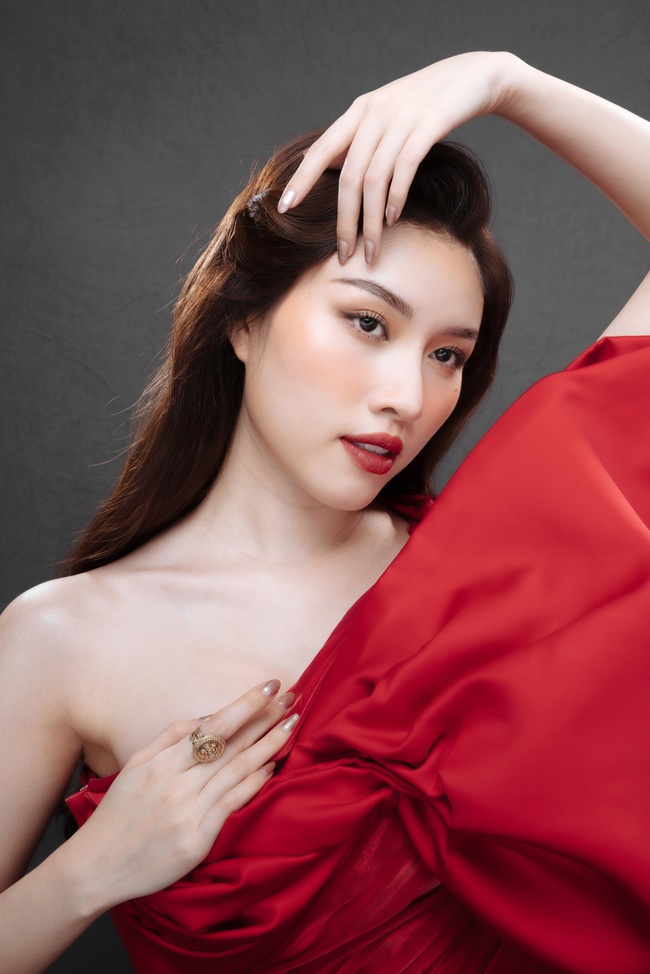 MC Thanh Thanh Huyền bất ngờ tiết lộ lí do không dự thi Hoa hậu Hoàn vũ Việt Nam - Ảnh 1.