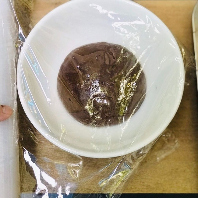 Có nồi chiên không dầu mà chưa thử làm món bánh mì này thì quá phí: Ngọt thơm ngây ngất, lại còn đẹp nữa chứ! - Ảnh 6. Có nồi chiên không dầu mà chưa thử làm món bánh mì này thì quá phí: Ngọt thơm ngây ngất, lại còn đẹp nữa chứ! - Ảnh 6.